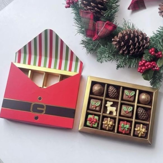 12 Bölmeli Zarf Tasarım Premium Kutu-Yeniyıl Temalı Desen 1 12 Bölmeli Zarf Tasarım Premium Kutu-Yeniyıl Temalı Desen 1
