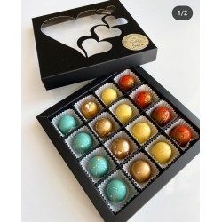 16 Bölmeli Kalp Tasarım Bonbon Çikolata Kutusu
