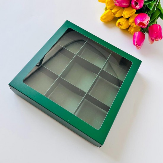 21x21x4 Pencereli Karton Kutu (9 Bölmeli)