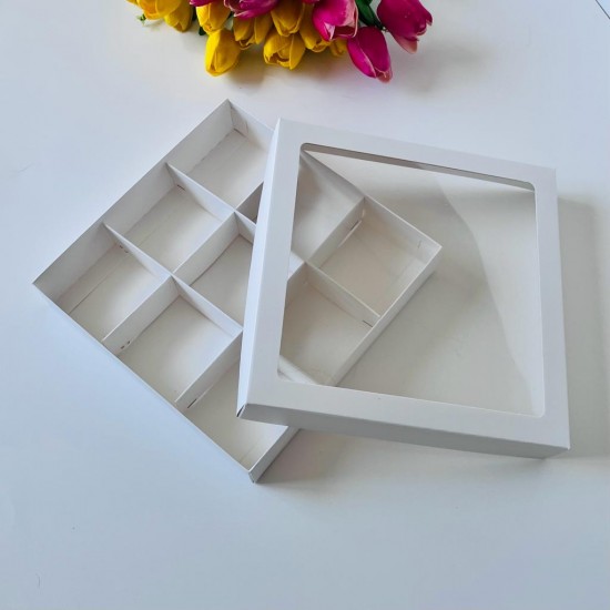 21x21x4 Pencereli Karton Kutu (9 Bölmeli)