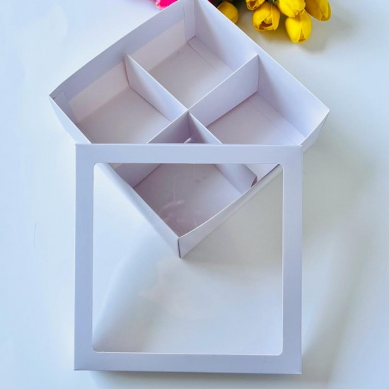 21x21x8 Pencereli Karton Kutu 4 Bölmeli