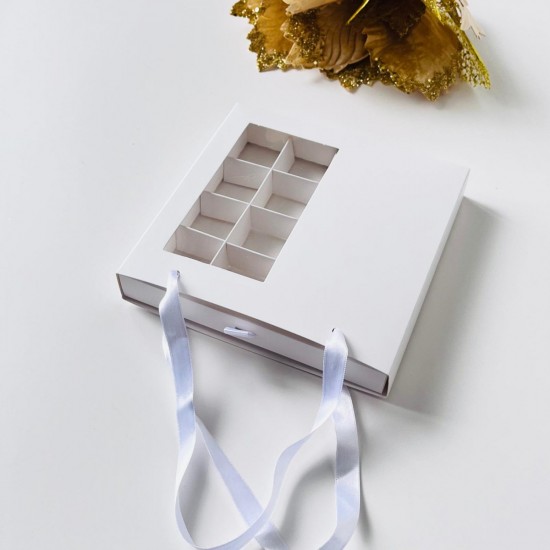 16 Bölmeli Pencereli Çanta Model Bonbon Çikolata Kutusu