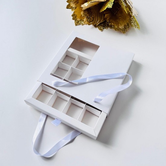 16 Bölmeli Pencereli Çanta Model Bonbon Çikolata Kutusu