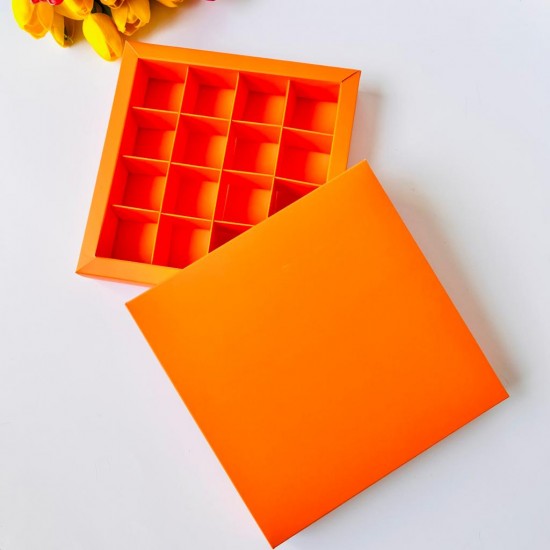 16 Bölmeli Karton Çikolata Kutusu-Madlen Uyumlu