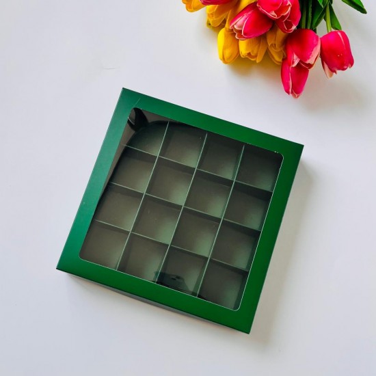 16 Bölmeli Pencereli Çikolata Kutusu