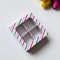 4 Bölmeli Pencereli Çikolata Kutusu 4 Bölmeli Pencereli Çikolata Kutusu