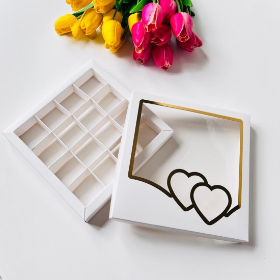 16 Bölmeli Kalp Tasarım Çikolata Kutusu Gold Yaldız