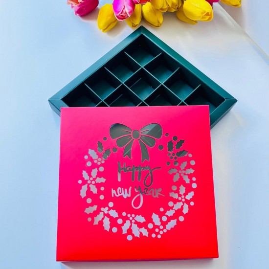 16 Bölmeli Çikolata-Bonbon Kutusu Happy New Year