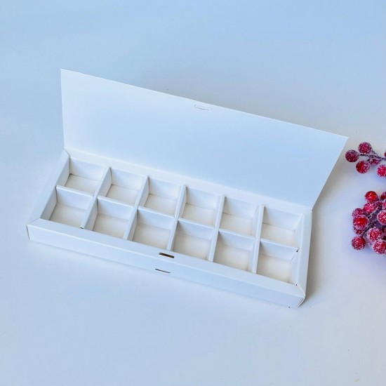 12 Bölmeli Karton Çikolata-Bonbon Kutusu