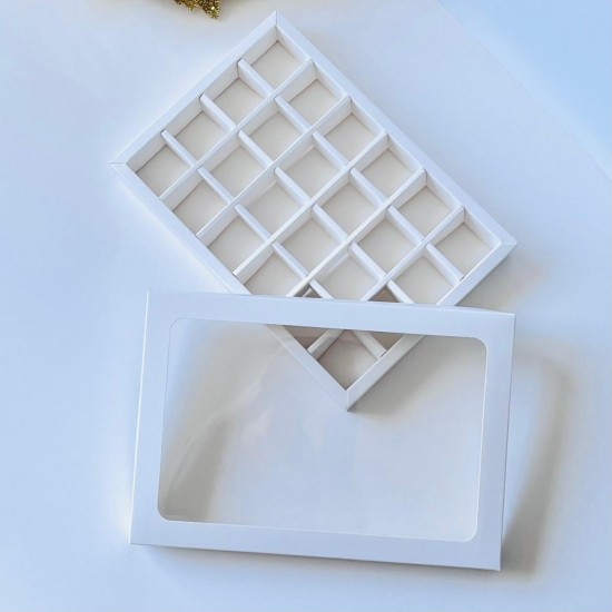 24 Bölmeli Pencereli Bonbon Çikolata Kutusu 