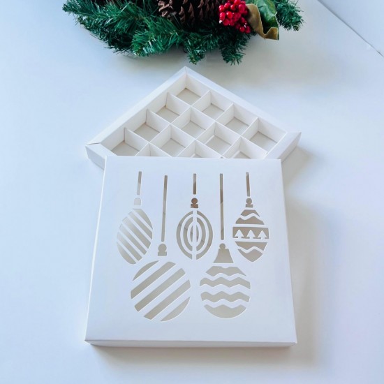 16 Bölmeli Yılbaşı Temalı Tasarım Bonbon Çikolata Kutusu