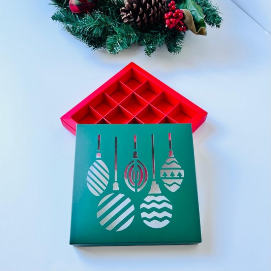 16 Bölmeli Yılbaşı Temalı Tasarım Bonbon Çikolata Kutusu