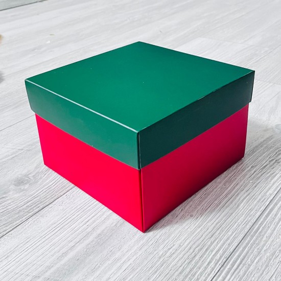 18x18x11 Karton Kutu Yılbaşı Desen