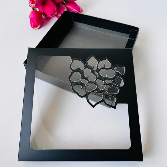 18x18x4 Çiçek Tsarım Karton Kutu-Sarı Simli 18x18x4 Çiçek Tsarım Karton Kutu-Sarı Simli