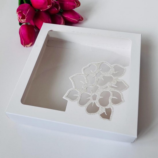 18x18x4 Çiçek Tsarım Karton Kutu-Sarı Simli 18x18x4 Çiçek Tsarım Karton Kutu-Sarı Simli