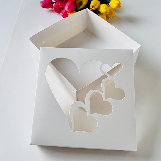 21x21x8 Kalp Tasarım Karton Kutu