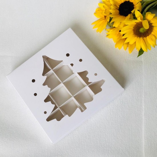 16 Bölmeli Çam Ağacı Tasarım Bonbon Çikolata Kutusu 16 Bölmeli Çam Ağacı Tasarım Bonbon Çikolata Kutusu