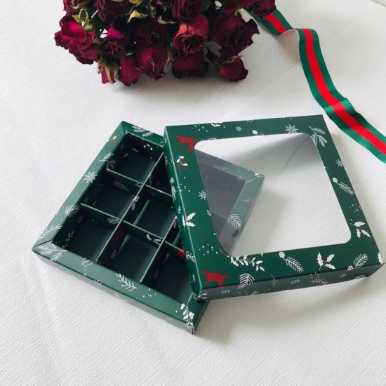 9 Bölmeli Pencereli Bonbon Çikolata Kutusu 9 Bölmeli Pencereli Bonbon Çikolata Kutusu