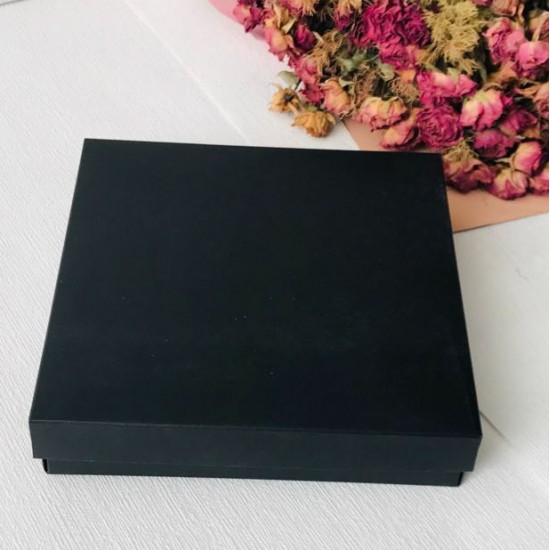 18x18x4 Karton Kutu 18x18x4 Karton Kutu