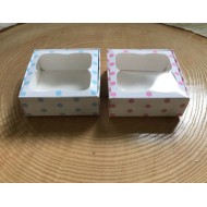 8x8x3 Pencereli Karton Kutu Puantiyeli (Beyaz Zemin)